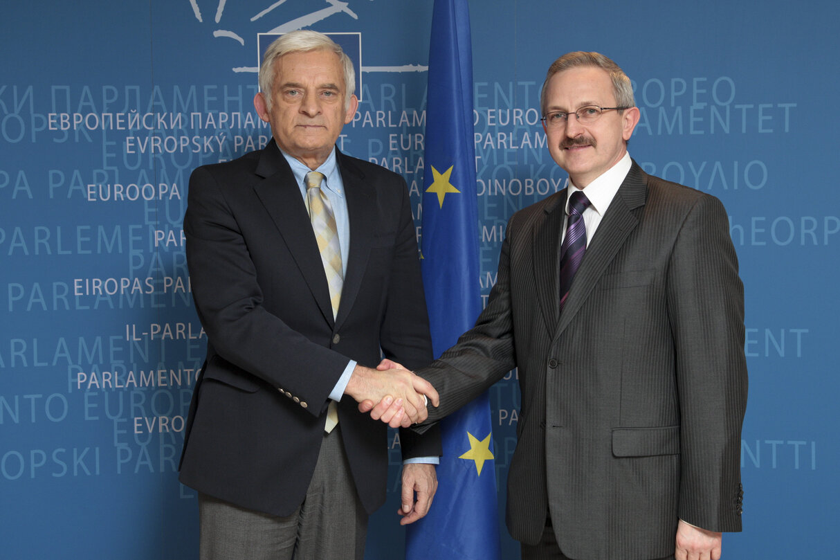 EP President meets the Deputy Chief Executive (Operations) of the European Defence Agency.