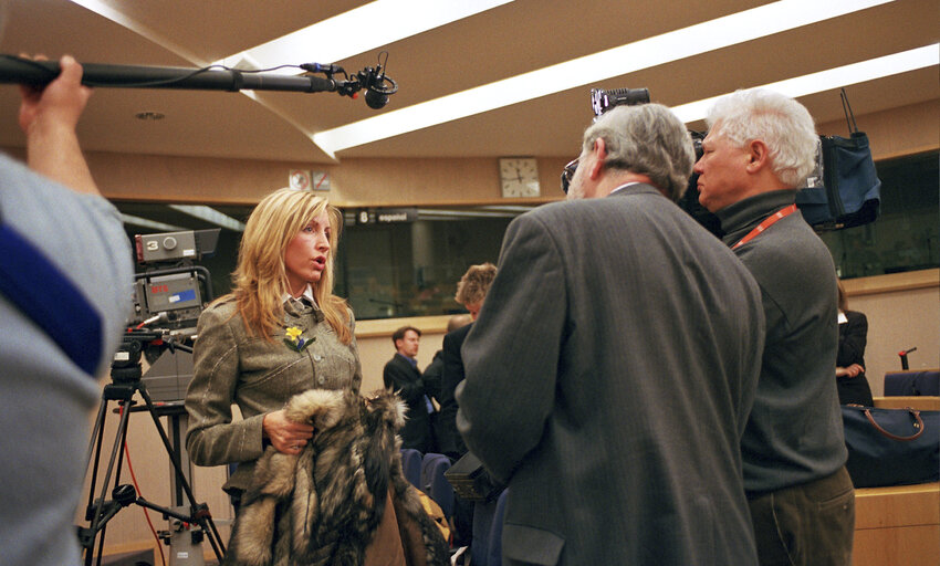 Fotografi 1: Meeting on the Campaign for EU-Wide Ban on Cat and Dog Fur Trade.