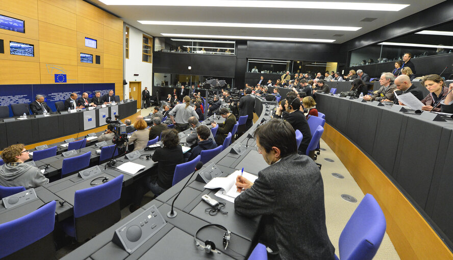 Valokuva 3: Press Conference with the President of the Republic of Tunisia in Strasbourg