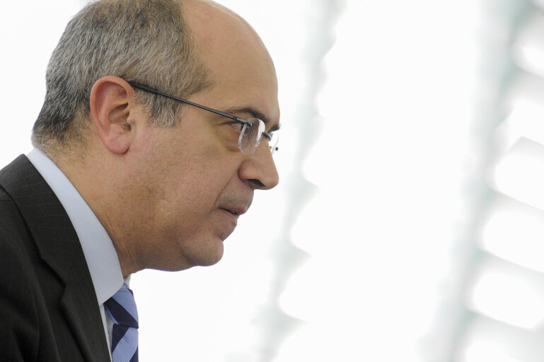 Foto 19: Plenary Session week 6 2013 - Improving access to finance for SMEs