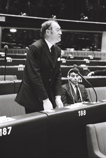 Photo 6: The MEP William J. HOPPER during a session in Strasbourg in March 1980.