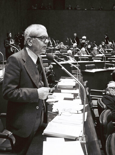 Fotografija 21: Portraits during a session in Luxembourg on January 1977