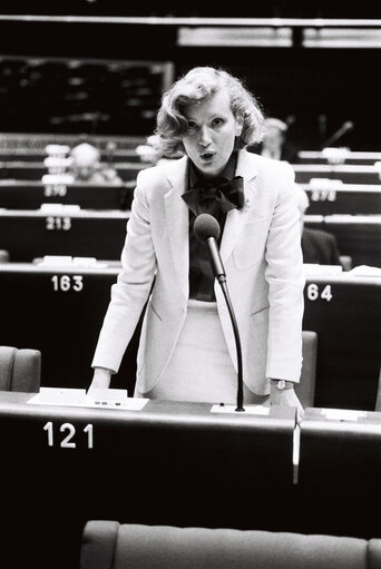 The MEP Gisele CHARZAT during a session in Strasbourg on May 1980.