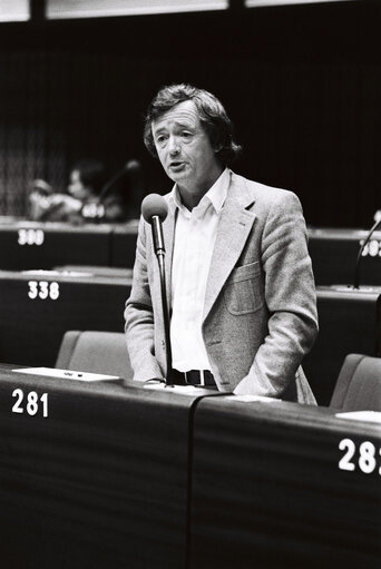 The MEP Alfred LOMAS during a session in Strasbourg in April 1980.