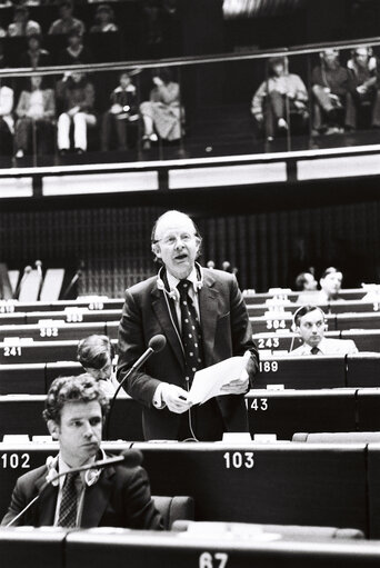 The MEP Sir Frederick CATHERWOOD during a session in Strasbourg on April 1980.