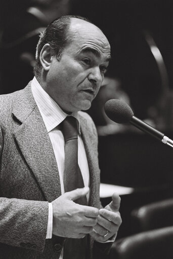 Fotografija 15: Portraits during a session in Luxembourg on January 1977