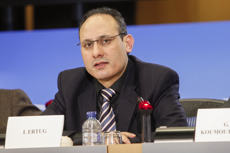 Press Conference : Connecting Europe Facility