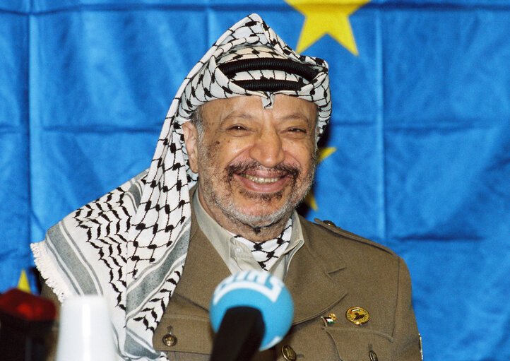 Photo 2: Press conference in  the European Parliament by Yasser ARAFAT, President of the Palestinian National Authority.