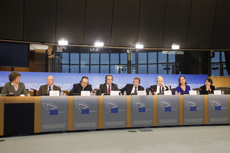 Press Conference : Connecting Europe Facility