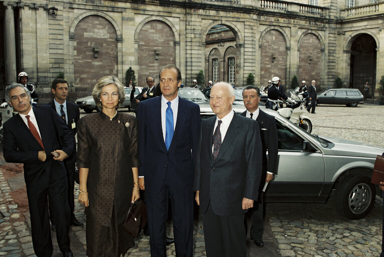 Photo 12 : Visit of King JUAN CARLOS of SPAIN to the EP