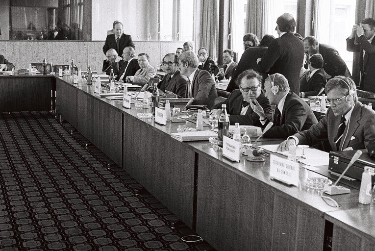 Fotografie 21: Meeting between the European Parliament, the Commission and the Council (Economic and Financial Affairs) in the first half of 1978, in Luxembourg