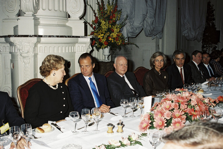 Photo 13 : Visit of King JUAN CARLOS of SPAIN to the EP