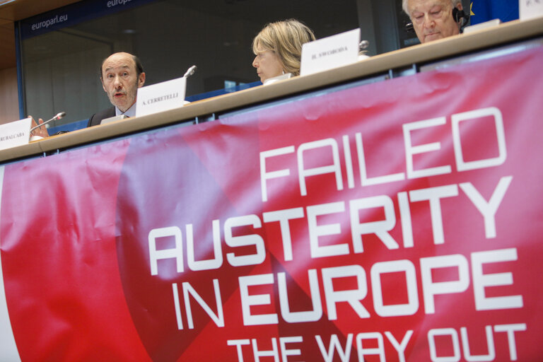 Fotografie 15: S&D Conference Failed Austerity in Europe - the Way Out