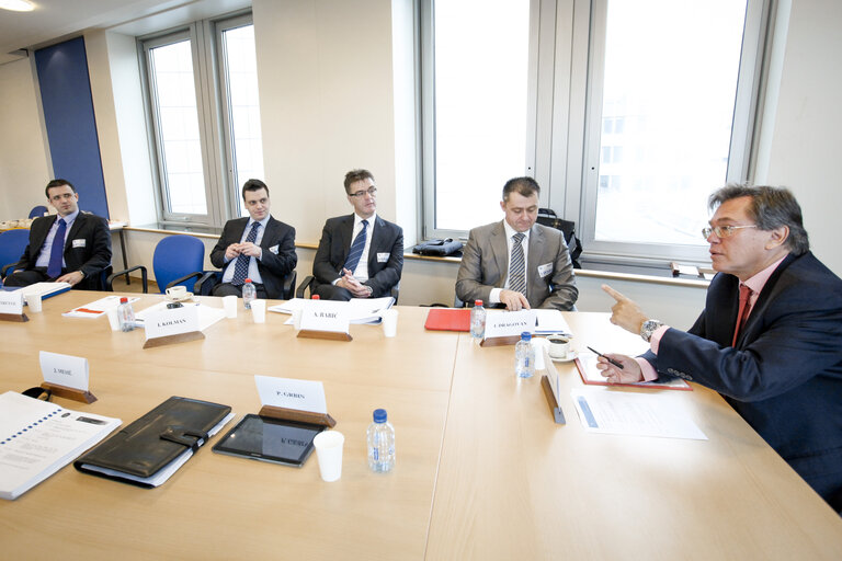 Fotografie 8: Study Visit to the EP of Members and official of the Croatian Parliament