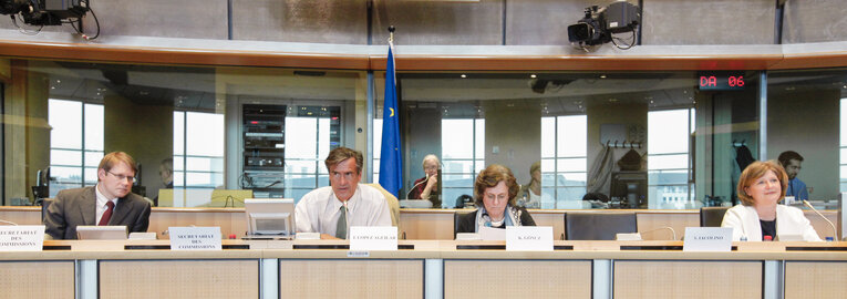 Fotogrāfija 1: LIBE Committee meeting on the Situation of fundamental Rights : Standards and practices in Hungary