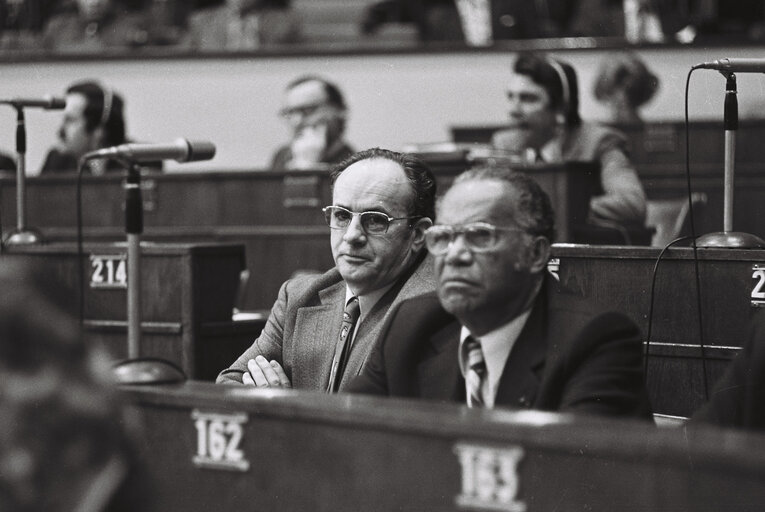 Fotografija 17: Plenary session in Luxembourg in October 1974