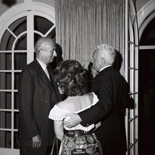 Fotografi 16: U.S.-EEC meeting in April 1983 - Reception