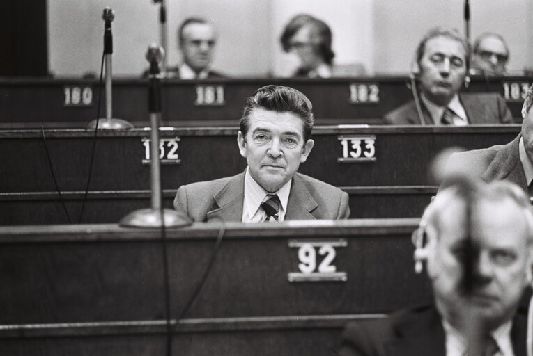 Fotografija 16: Plenary session in Luxembourg in October 1974