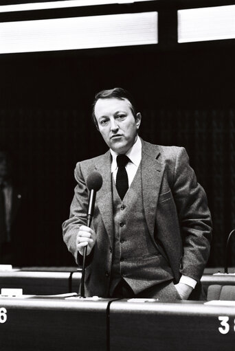 The MEP Georges SARRE during a session in April 1980.