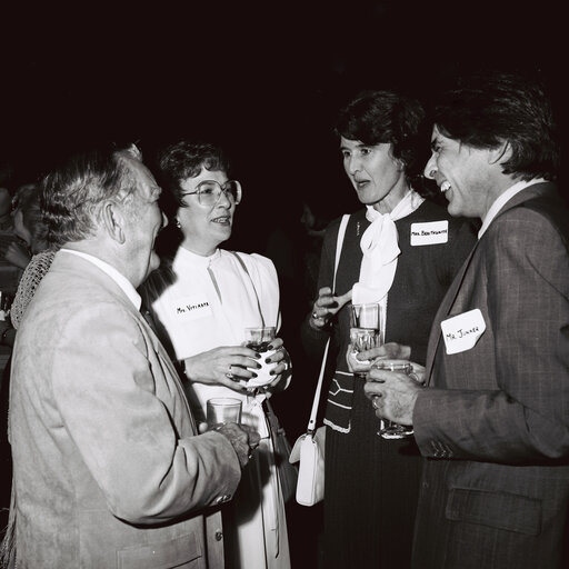 Fotografia 3: U.S.-EEC meeting in April 1983 - Reception