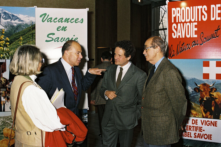 Fotografi 6: Exhibition to promote the French region of Savoie in May 1989