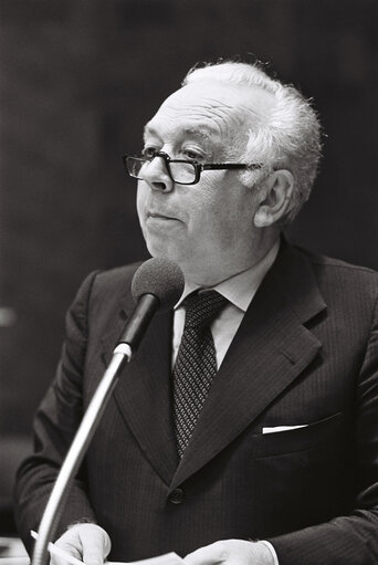 Fotografija 7: The delegue Camillo RIPAMONTI during a session in Luxembourg in July 1977.