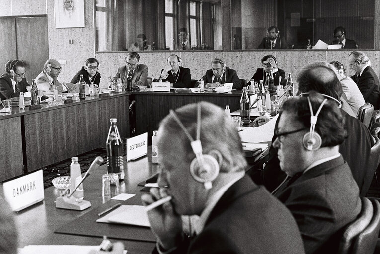 Fotografie 14: Meeting between the European Parliament, the Commission and the Council (Economic and Financial Affairs) in the first half of 1978, in Luxembourg