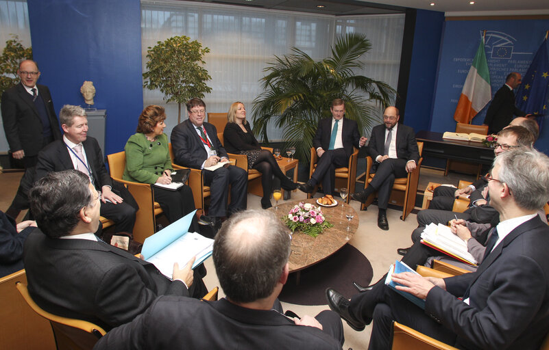 Foto 1: Welcoming the incoming Irish presidency