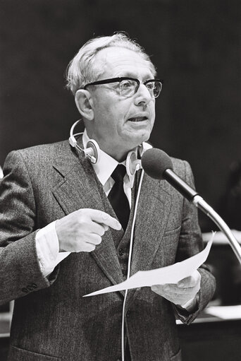 Session in Luxembourg in February 1977