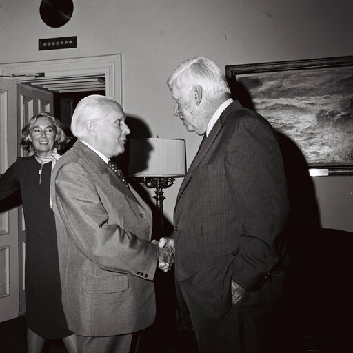 Fotagrafa 12: U.S.-EEC meeting in April 1983 - Reception