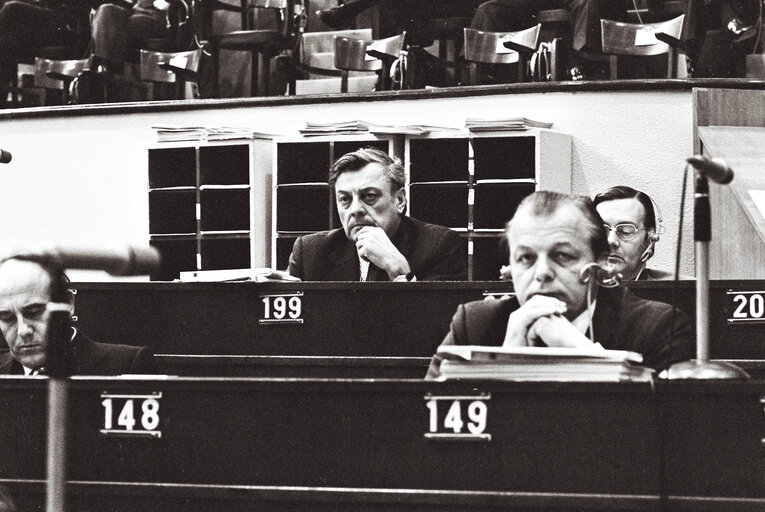 Fotografija 12: Plenary session in Luxembourg in October 1974