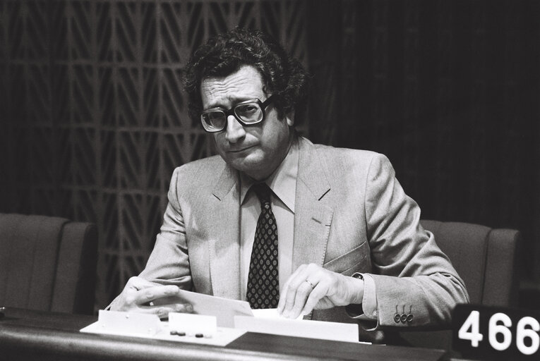 The MEP Gérard ISRAEL during a session in Strasbourg in May 1980.