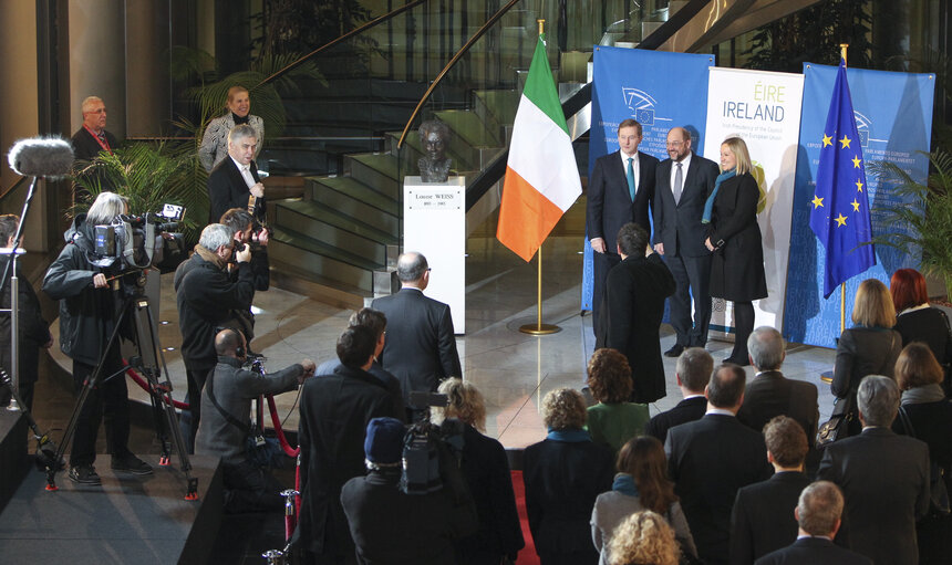 Foto 11: Welcoming the incoming Irish presidency