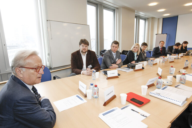 Foto 2: Study Visit to the EP of Members and official of the Croatian Parliament