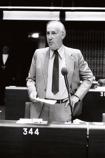 The MEP Ernst MULLER-HERMANN during a session in Strasbourg in May 1980.