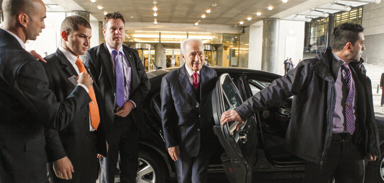 Photo 2: Prime minister of Israel visits the European Parliament in Brussels