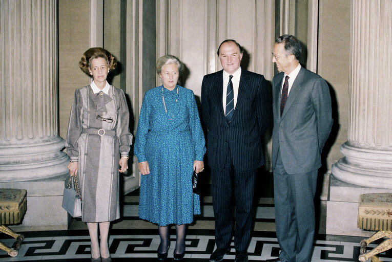 Foto 2: Visit of the President of the EP to the King of the Belgians at the Royal Palace in Laeken, Belgium.