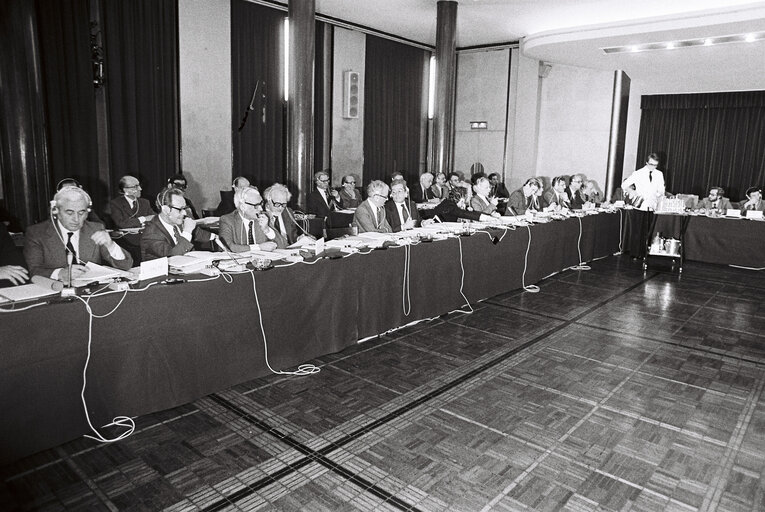 Fotogrāfija 8: Public Hearing on Transport in Paris