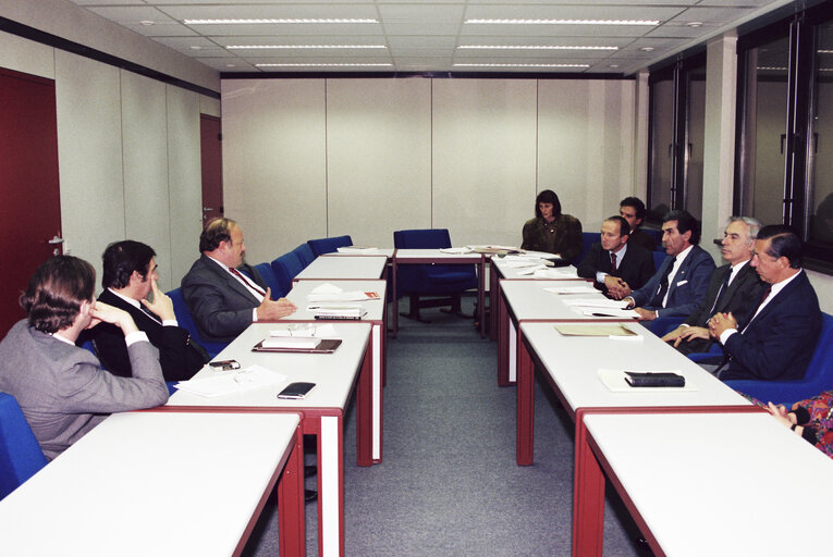 Photo 24: Meeting at the EP