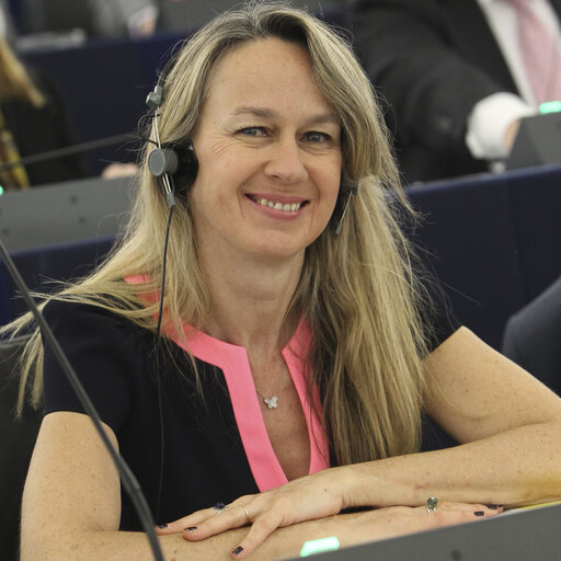 Снимка 7: MEP Constance LE GRIP attends a plenary session in Strasbourg - Week 16  2013