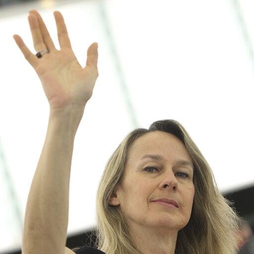 Снимка 3: MEP Constance LE GRIP attends a plenary session in Strasbourg - Week 16  2013