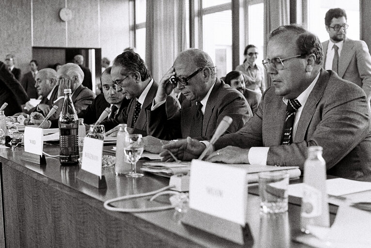 Fotografie 13: Meeting between the European Parliament, the Commission and the Council (Economic and Financial Affairs) in the first half of 1978, in Luxembourg