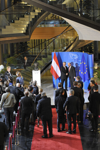 Foto 4: EP President  Welcomes Austrian Chancellor