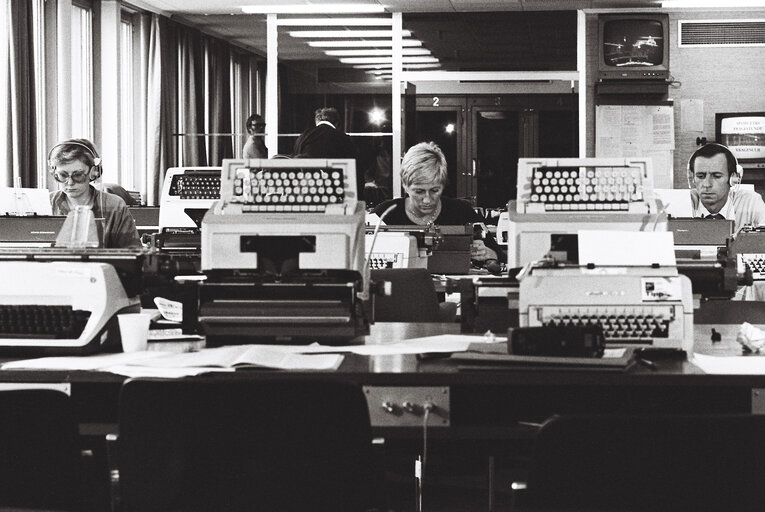 Fotografija 25: Press room of the EP in Luxembourg