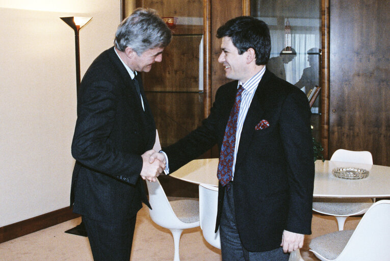 Fotografi 31: EP President meets with former EP President.
