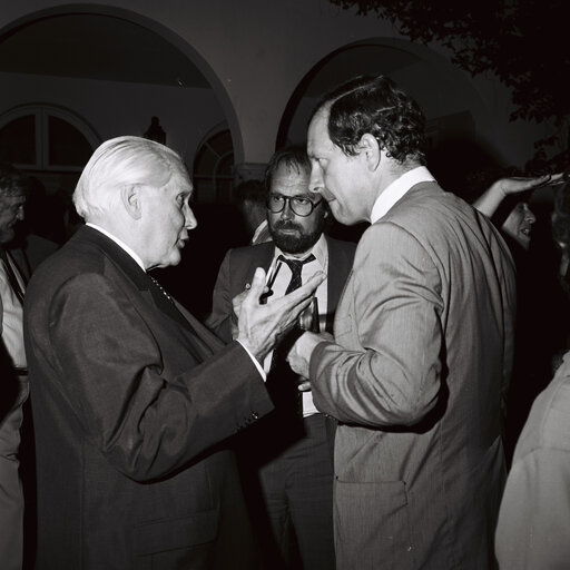 Fotografi 7: U.S.-EEC meeting in April 1983 - Reception