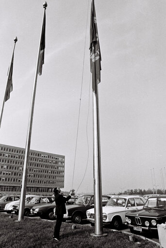 Fotografija 32: Rising of the EP flag in Luxembourg