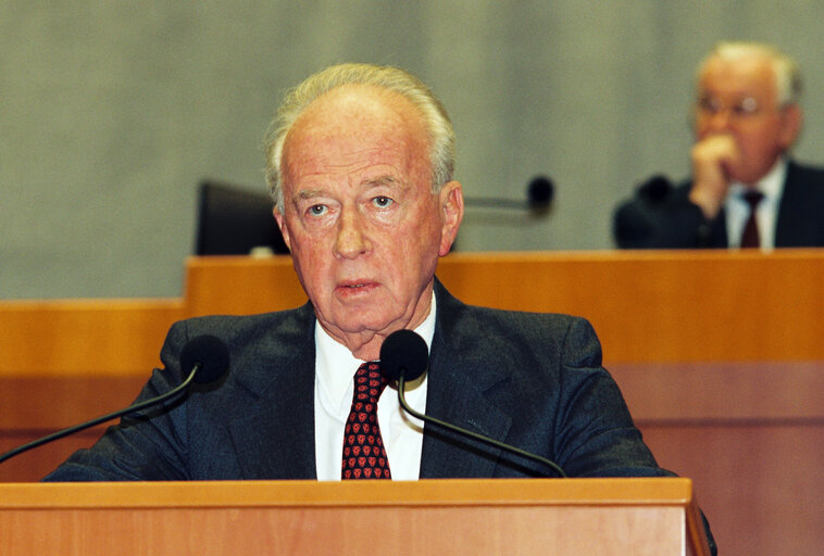 Photo 8: Official visit of Yitzhak RABIN, Prime Minister of the State of Israel