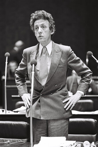 Session in Luxembourg in February 1977