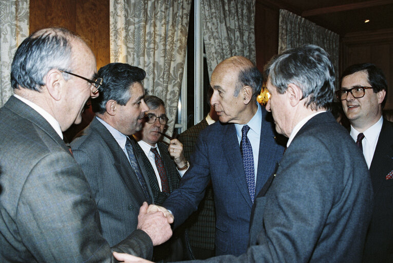 Fotografija 5: Meeting with the President of the French UDF party.